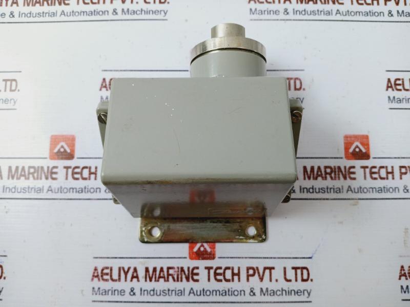 Danfoss KPS 45 Pressure Switch Type 060-3121-225