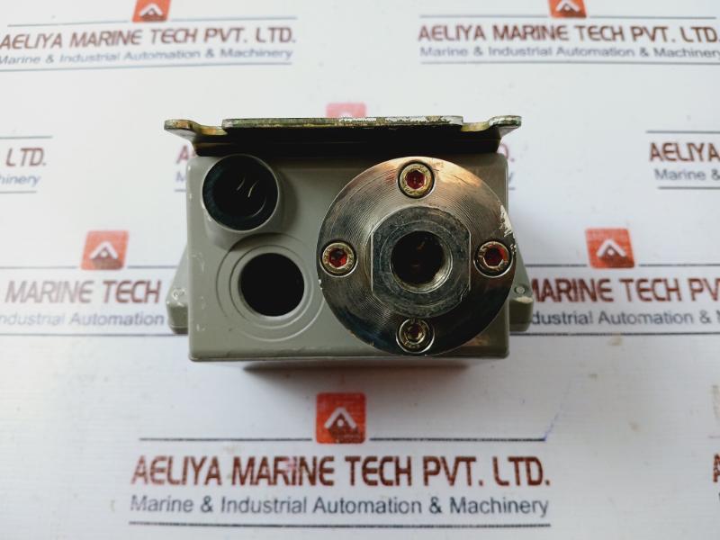 Danfoss KPS 45 Pressure Switch Type 060-3121-225