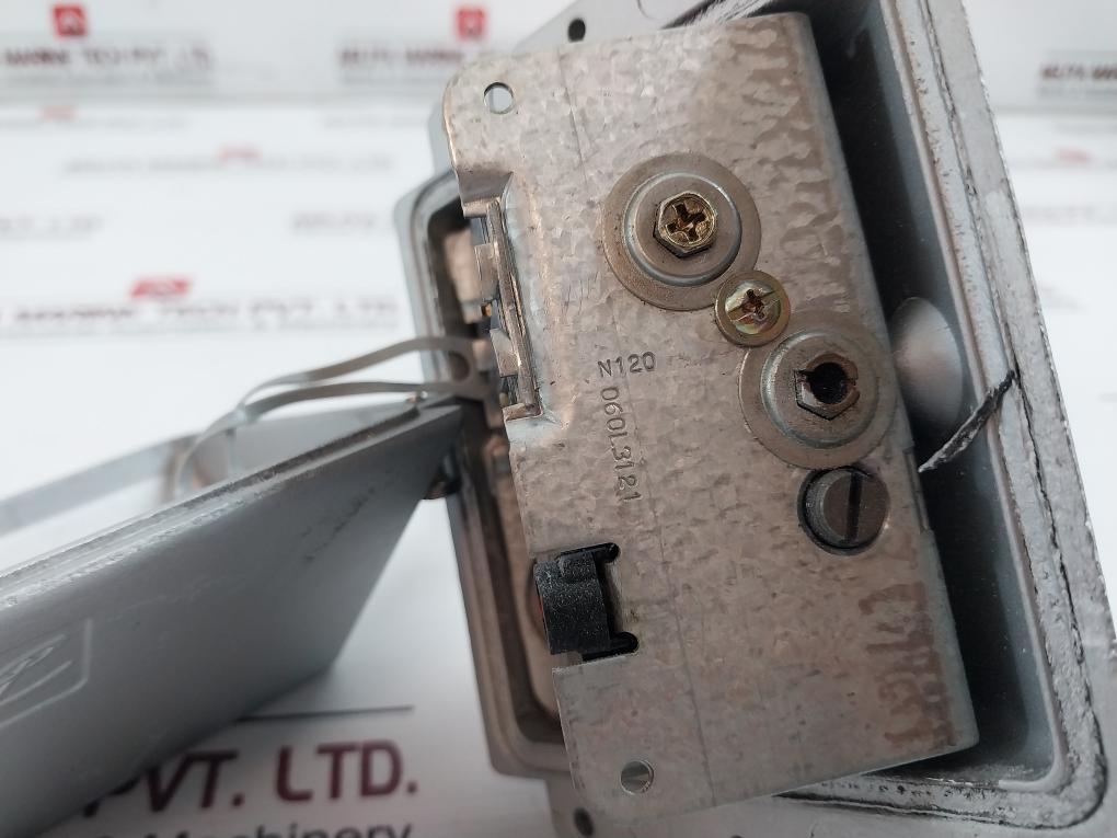 Danfoss Kps 79 Pressure Switch Ac 15 4A 440V-50-90°C