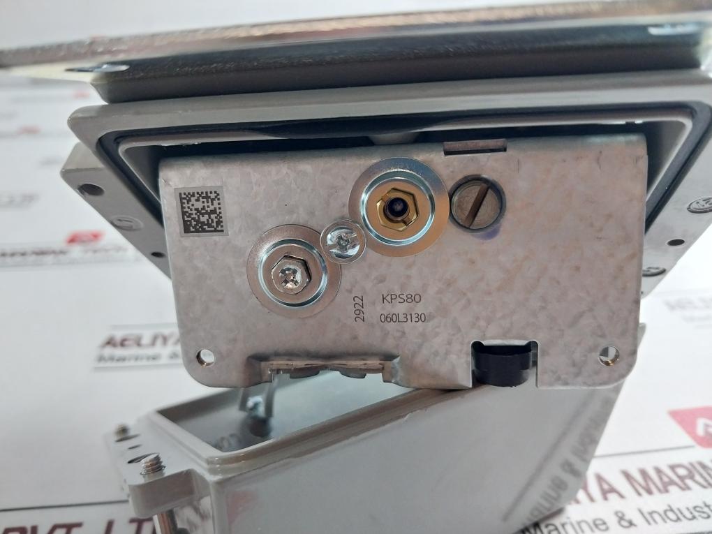 Danfoss Kps80 Temperature Switch 240V 10A