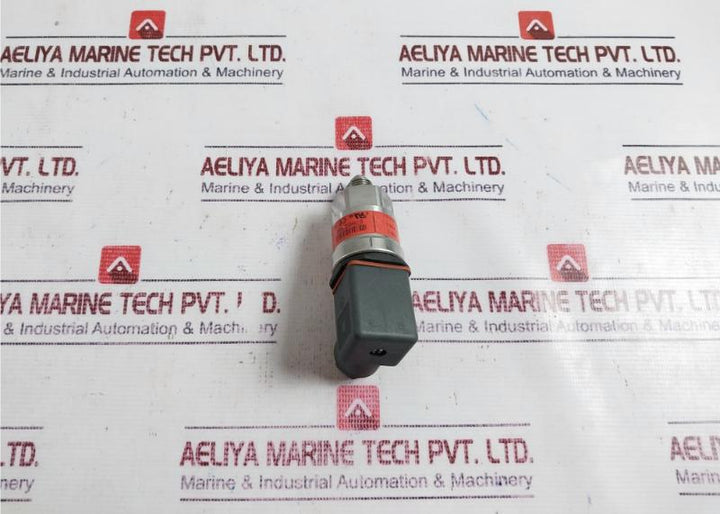 Danfoss Mbs 3000 Pressure Transmitter 060G1103 0-16 Bar 4-20Ma