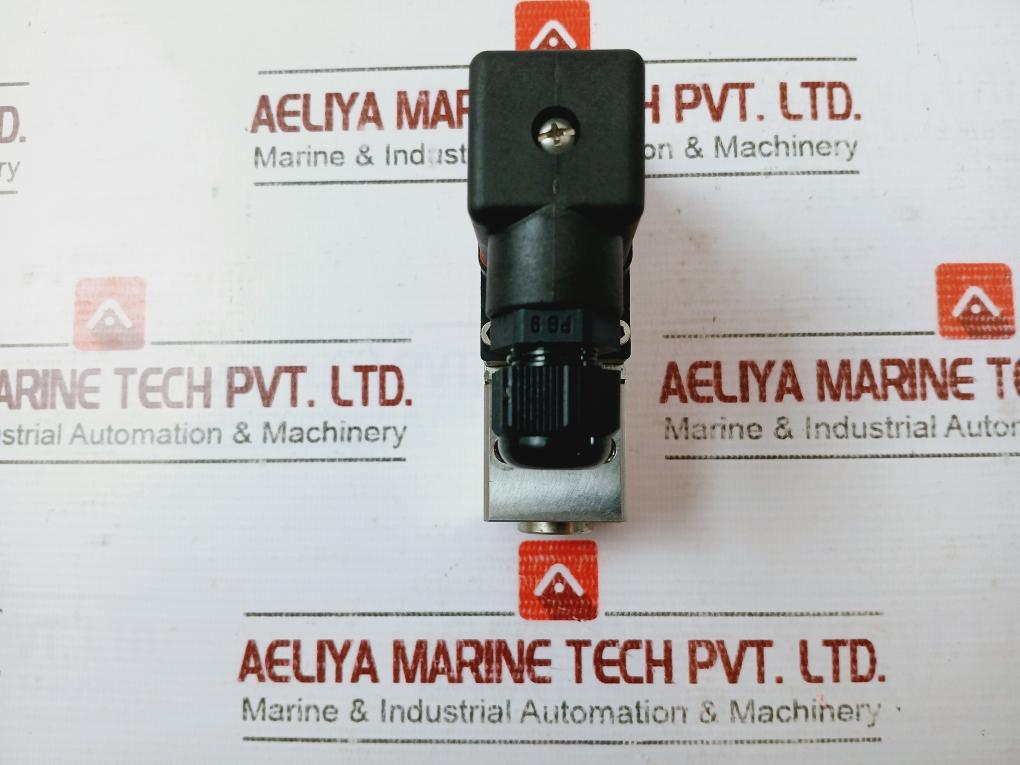 Danfoss Mbs 5100-2011-1Db04 Pressure Transmitter 20249443 10-32Vdc 060N1036