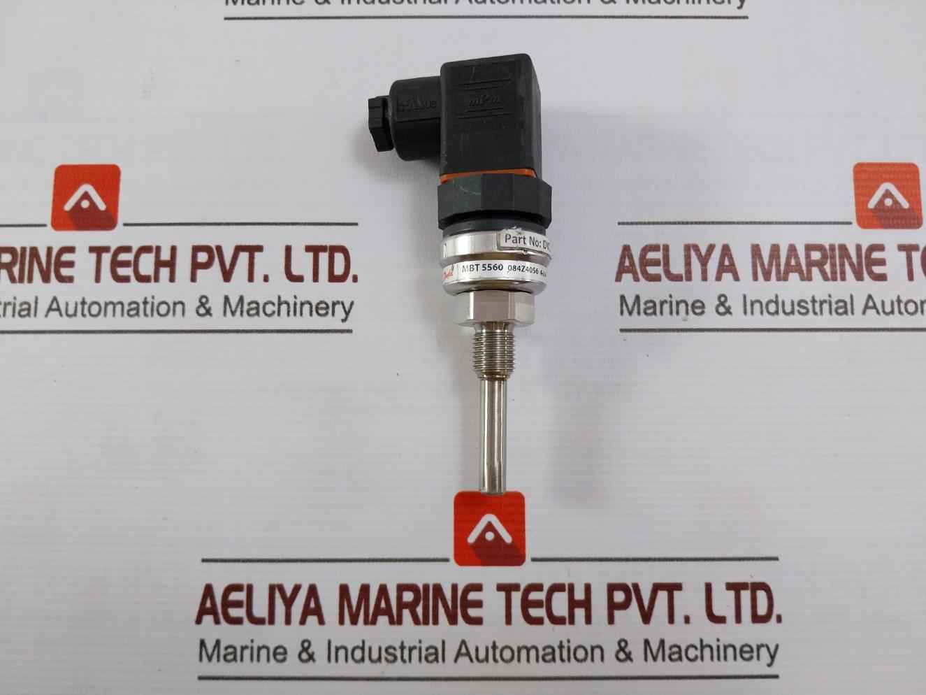 Danfoss Mbt 5560 Temperature Transmitter 084Z4056 10–32V Dc 4–20 Ma