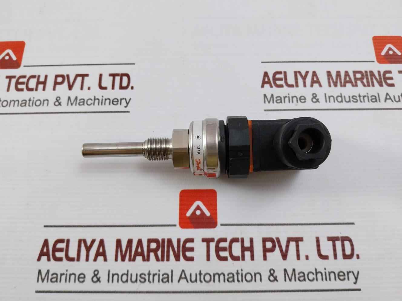 Danfoss Mbt 5560 Temperature Transmitter 084Z4056 10–32V Dc 4–20 Ma