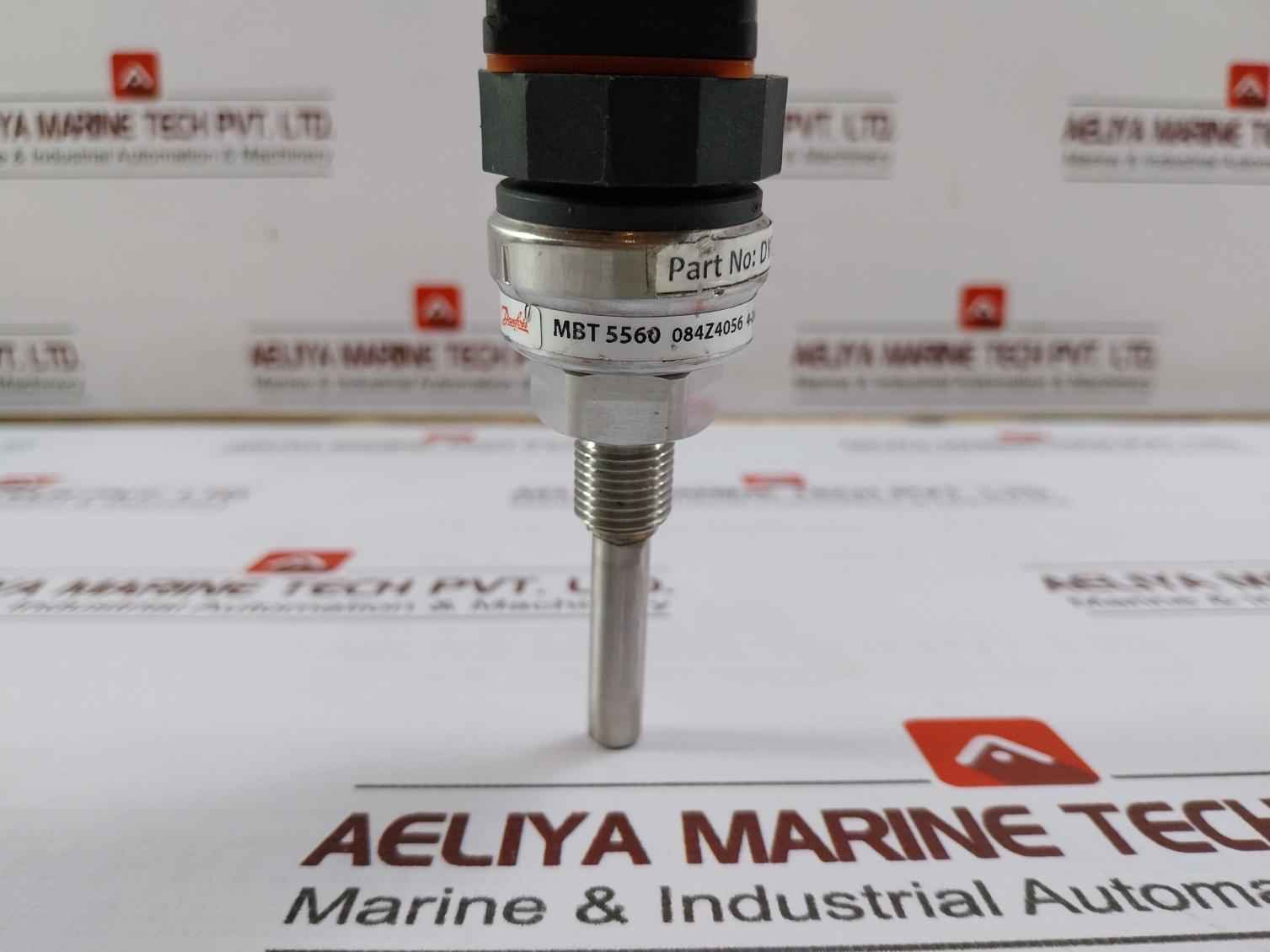 Danfoss Mbt 5560 Temperature Transmitter 084Z4056 10–32V Dc 4–20 Ma