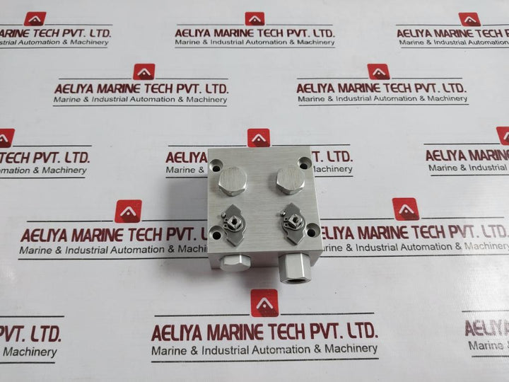 Danfoss Mbv 5000-2201 Input Output Test Valve 061B7018 0-180 Bar