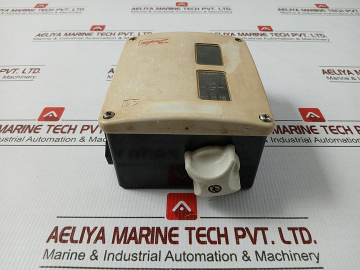 Danfoss Mechanical Pressure Switch 4–17 Bar Rt5