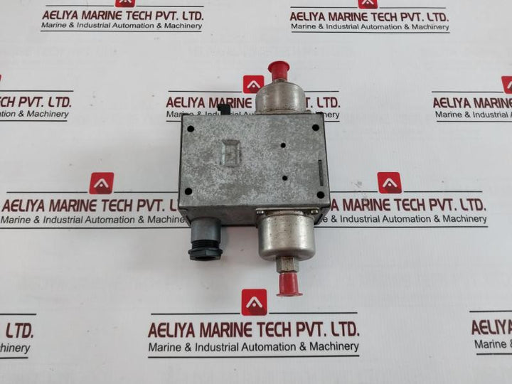 Danfoss Mp Differential Pressure Control 0.3-4.0 Bar 250V Ac