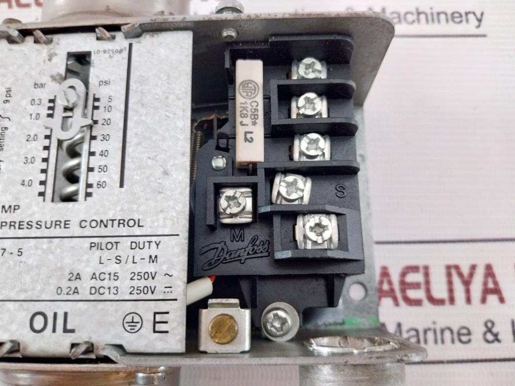 Danfoss Mp Differential Pressure Control 060B0170 0.3-4.0 Bar 5-60 Psi