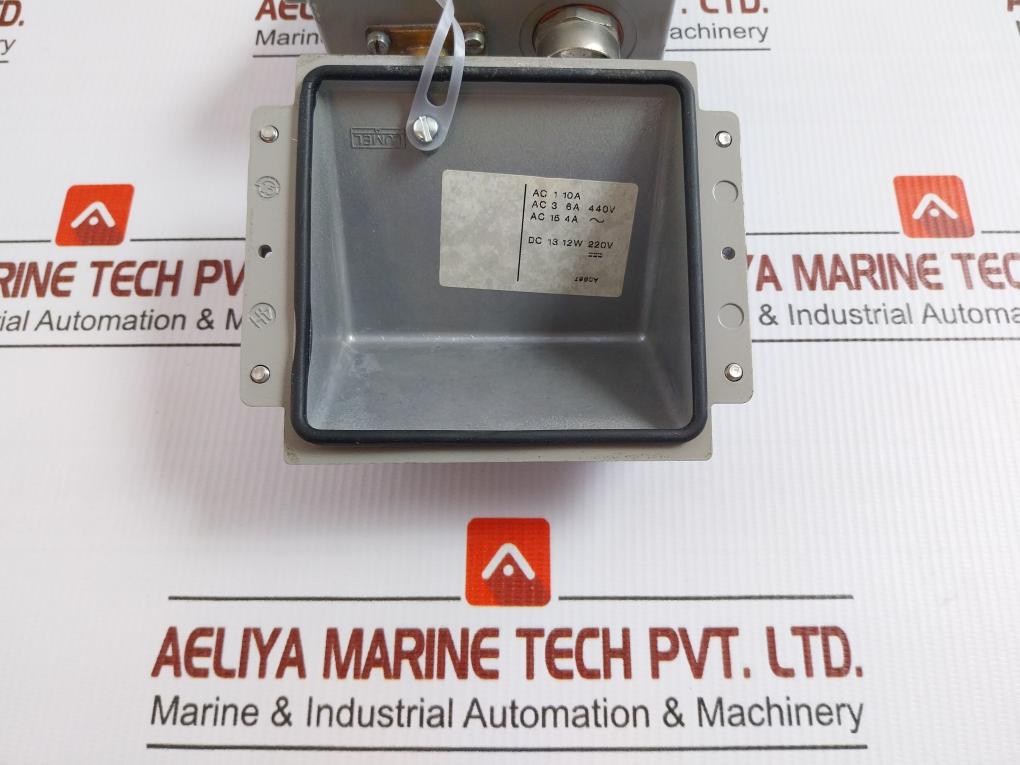 Danfoss Pressure Control Switch Kps39 10-35Bar