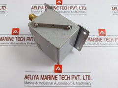 Danfoss Pressure Control Switch Kps39 10-35Bar
