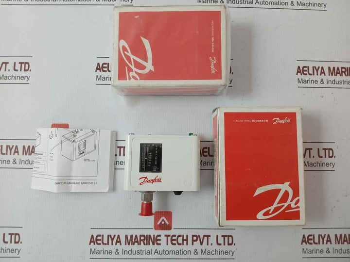Danfoss Pressure Switch Ip30 3 Bar 43 Psi 060-117391 Kp5