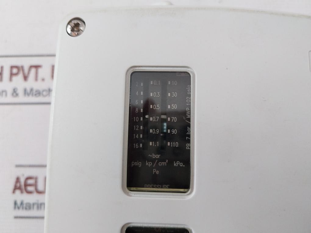 Danfoss Rt112 Pressure Switch 2-16 Psig 1-2 Psi 0.07-0.16 Bar Ab357