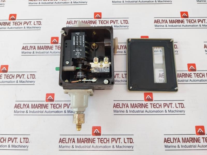 Danfoss Rt 117 Pressure Control Switch Pb 42 Bar/Mwp 609 Psig