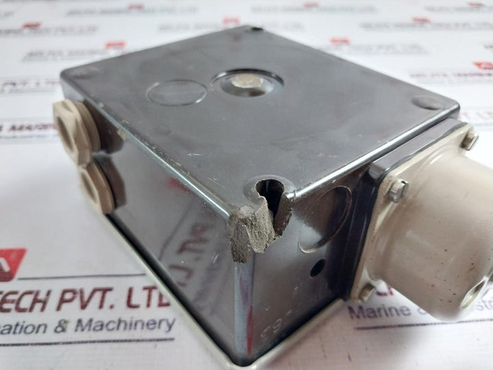 Danfoss Rt11 Temperature Controller, Iec 947-4/5, -30 To 0°c, -25 To 32°f