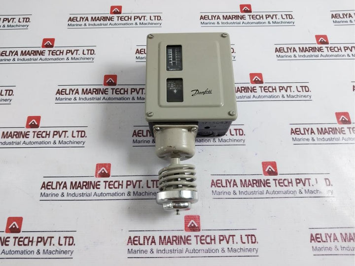 Danfoss Rt11 Temperature Controller, Iec 947-4/5, -30 To 0°c, -25 To 32°f