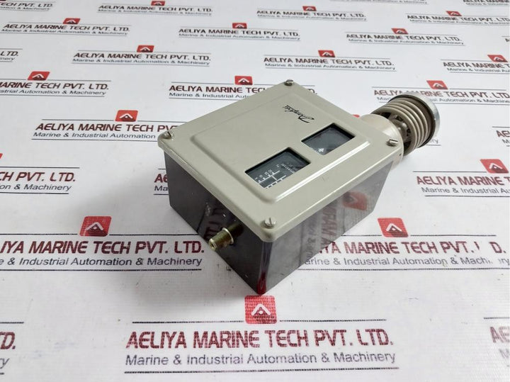 Danfoss Rt11 Temperature Controller, Iec 947-4/5, -30 To 0°c, -25 To 32°f