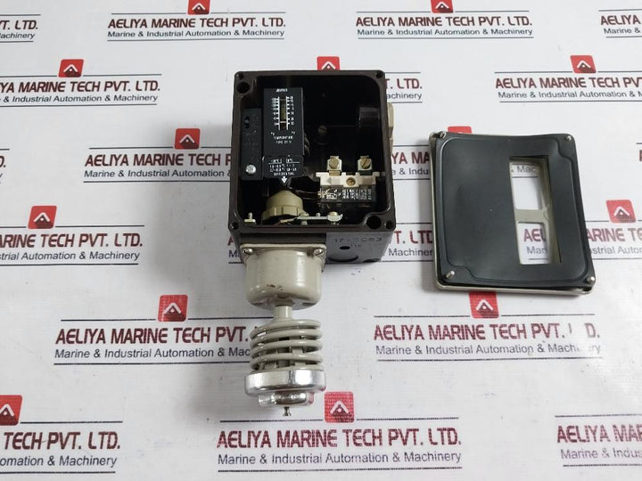 Danfoss Rt11 Temperature Controller, Iec 947-4/5, -30 To 0°c, -25 To 32°f