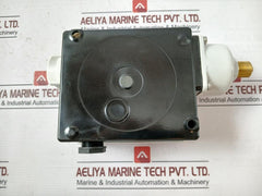 Danfoss Rt121 Pressure Switch 017A1681-03 En60947-4/-5 Ip66 7 Bar/102 Psig