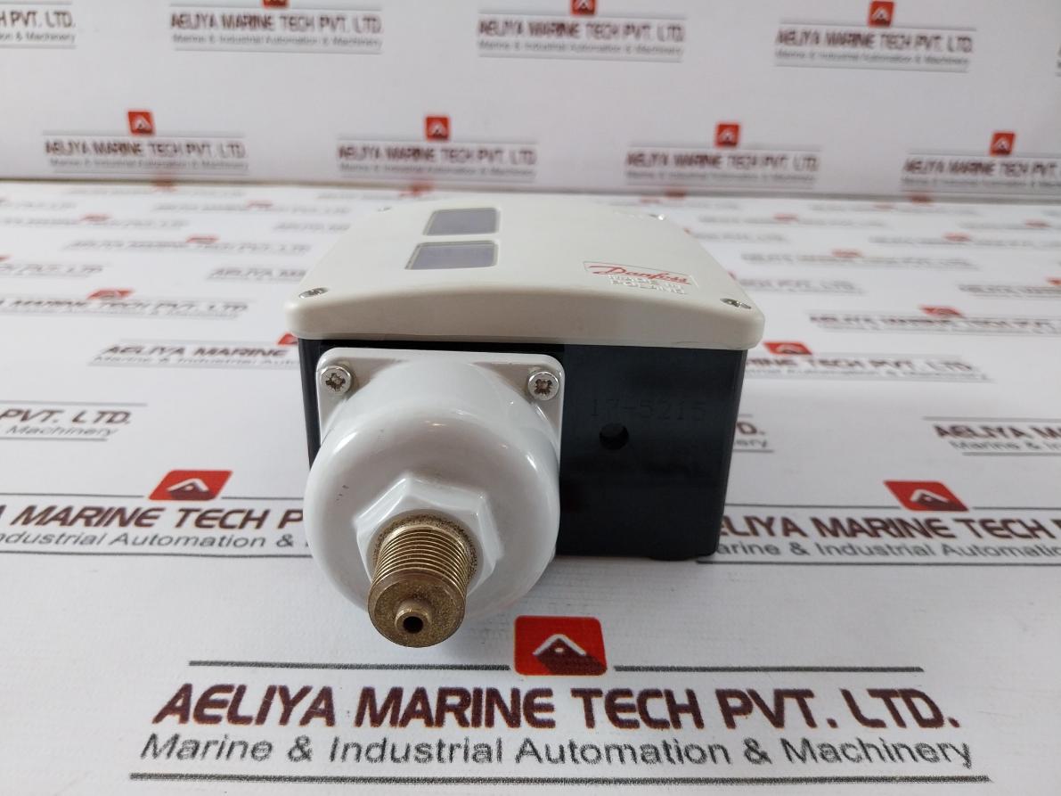 Danfoss Rt121 Pressure Switch Pb 7 Bar/Mwp 102 Psig 0-100 Kpa