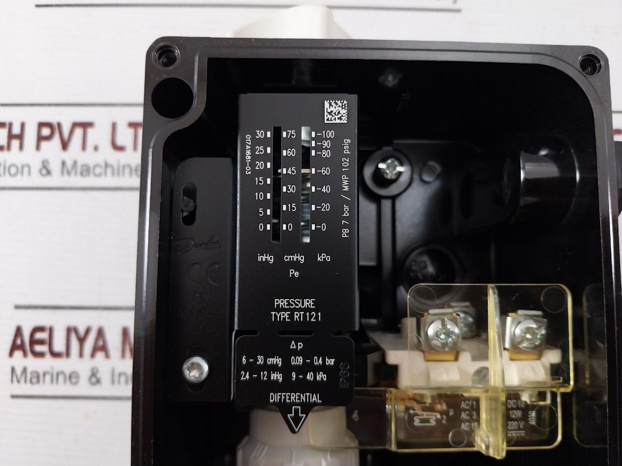 Danfoss Rt121 Pressure Switch Pb 7 Bar/Mwp 102 Psig 0-100 Kpa