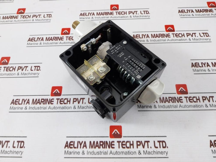 Danfoss Rt121 Pressure Switch Pb 7 Bar/Mwp 102 Psig 0-100 Kpa