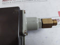 Danfoss Rt 200 Pressure Switch 017A1692, 017-4030 12W 12-220V 0.2-6 Bar 3-17 Psi