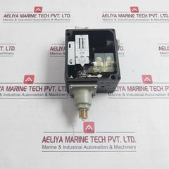 Danfoss Rt 200 Pressure Switch 12W 220Vdc Ip66 3.5-17 Psi