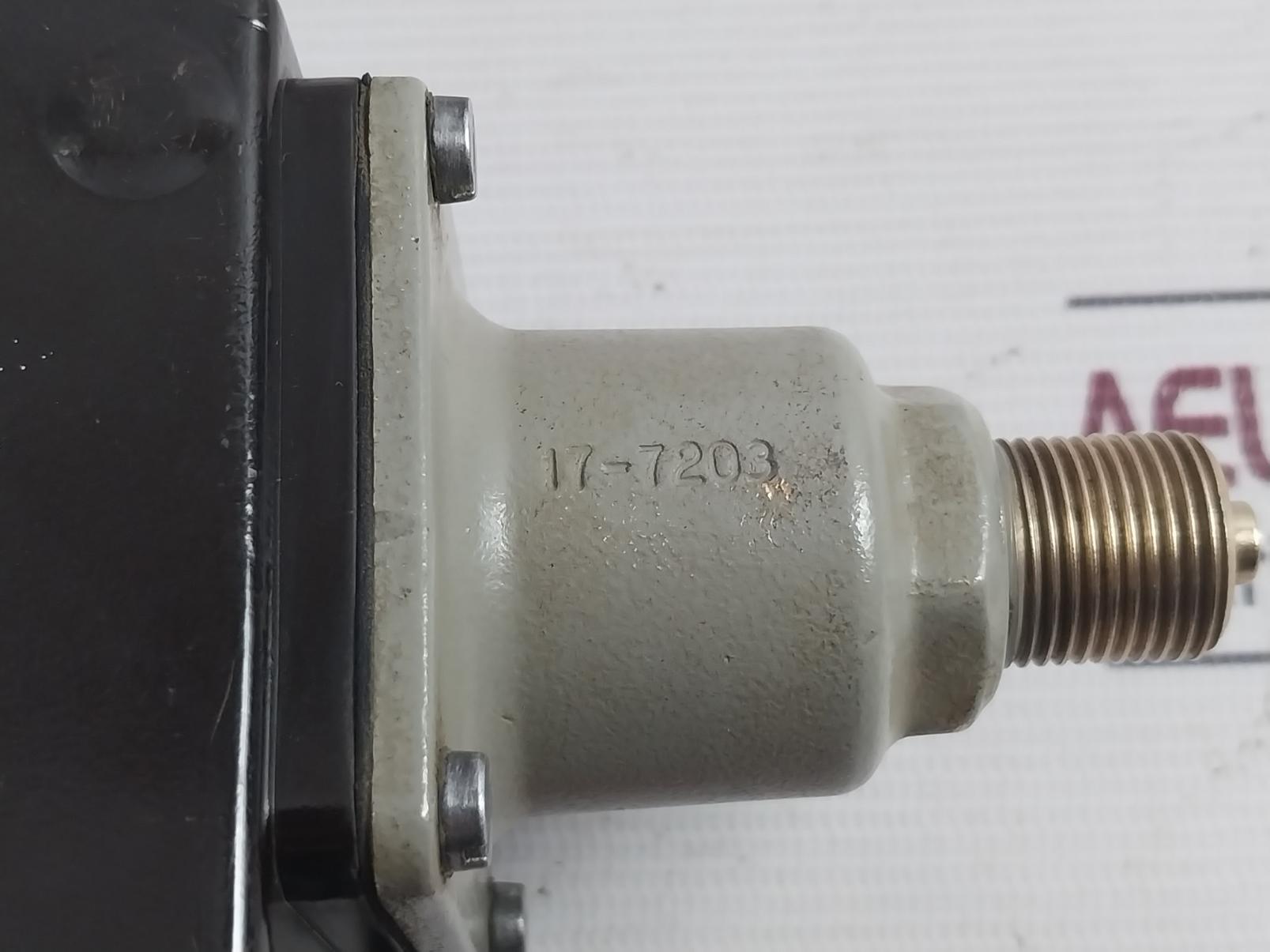 Danfoss Rt 200 Pressure Switch 12W 220Vdc Ip66 3.5-17 Psi