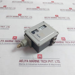 Danfoss Rt 200 Pressure Switch 12W 220Vdc Ip66 3.5-17 Psi