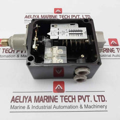 Danfoss Rt 200 Pressure Switch 3–85 Psig 10(4)A-380Vac