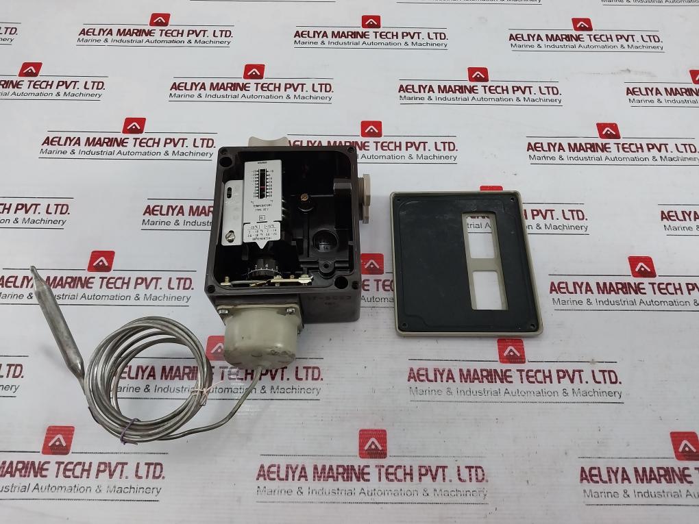 Danfoss Rt7 Temperature Switch 017A1558 Din 46255 17-5053
