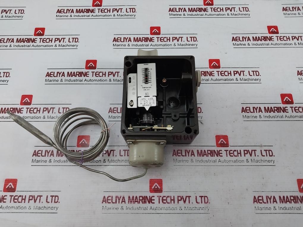 Danfoss Rt7 Temperature Switch 017A1558 Din 46255 17-5053