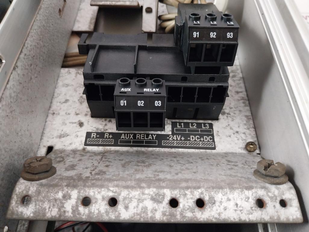 Danfoss Vlt5004Pt2C20Str3Dlf00A00C0 Variable Frequency Drive -24V+ -dc+Dc