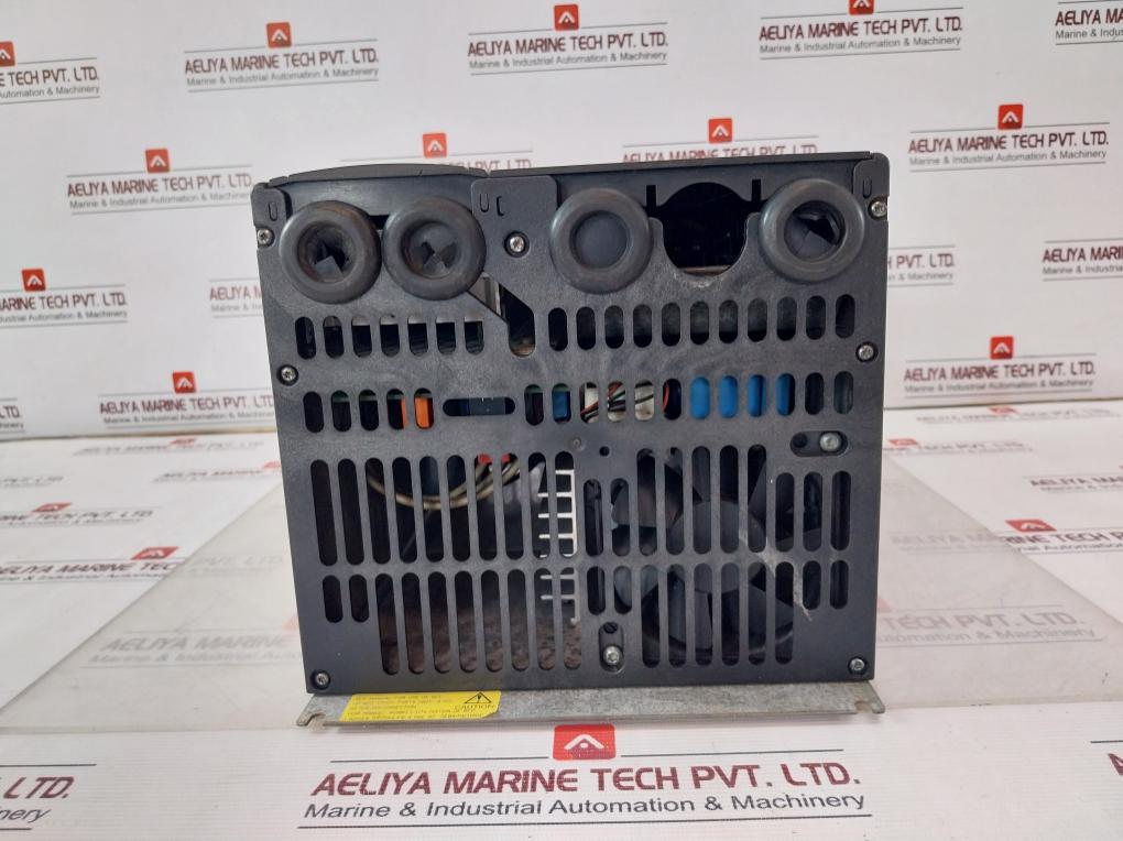 Danfoss Vlt5004Pt2C20Str3Dlf00A00C0 Variable Frequency Drive -24V+ -dc+Dc