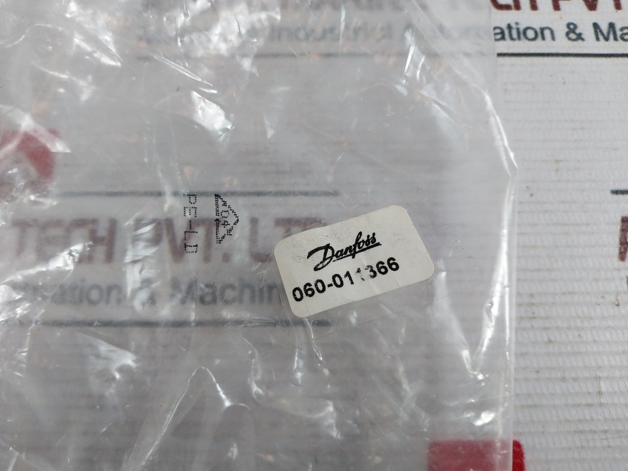 Danfoss 060-011366 Pressure Switch Front Cover 61B5