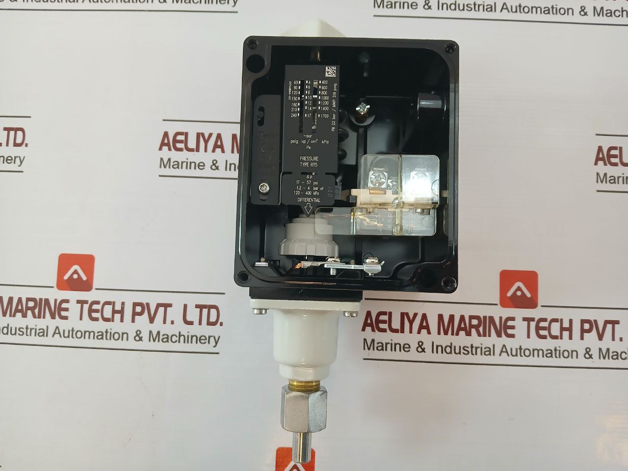 Danfoss Rt5-017-5255 Differential Pressure Switch 60-240 Psig 017A1694-03