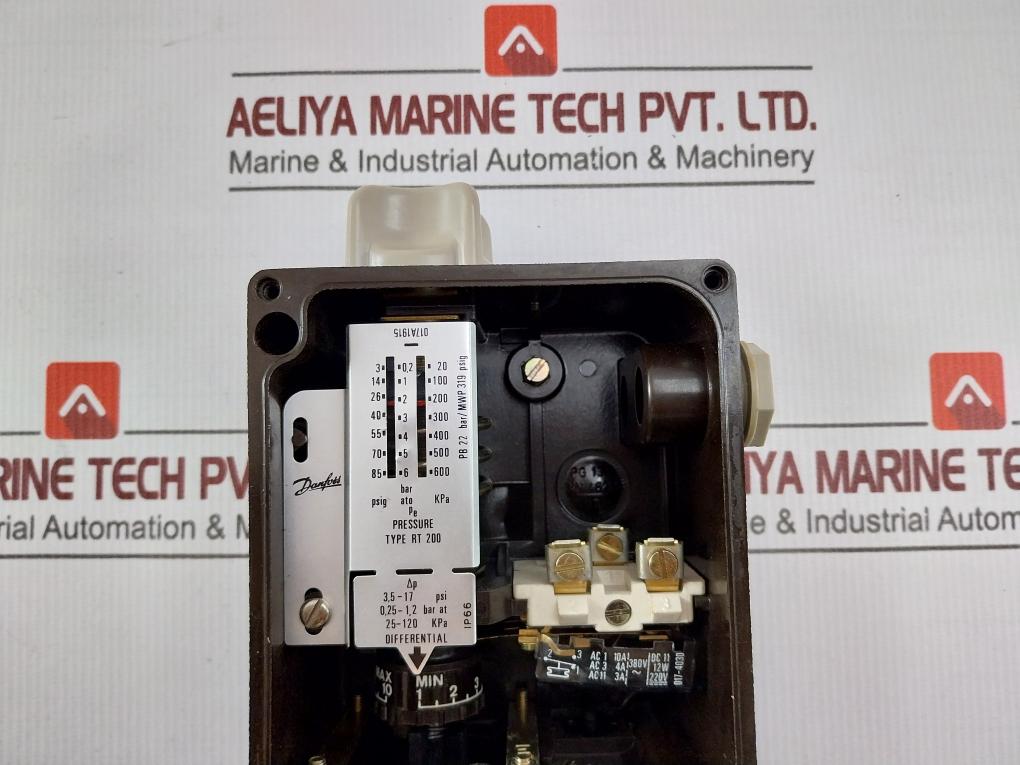 Danfoss Rt 200 Pressure Switch 3–85 Psig 0.2–6 Bar