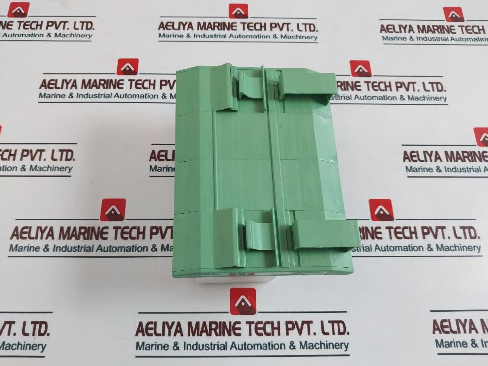 Dataforth Scm5B41-02 Voltage Input Module W/ Scmpb07-3 Backpanel