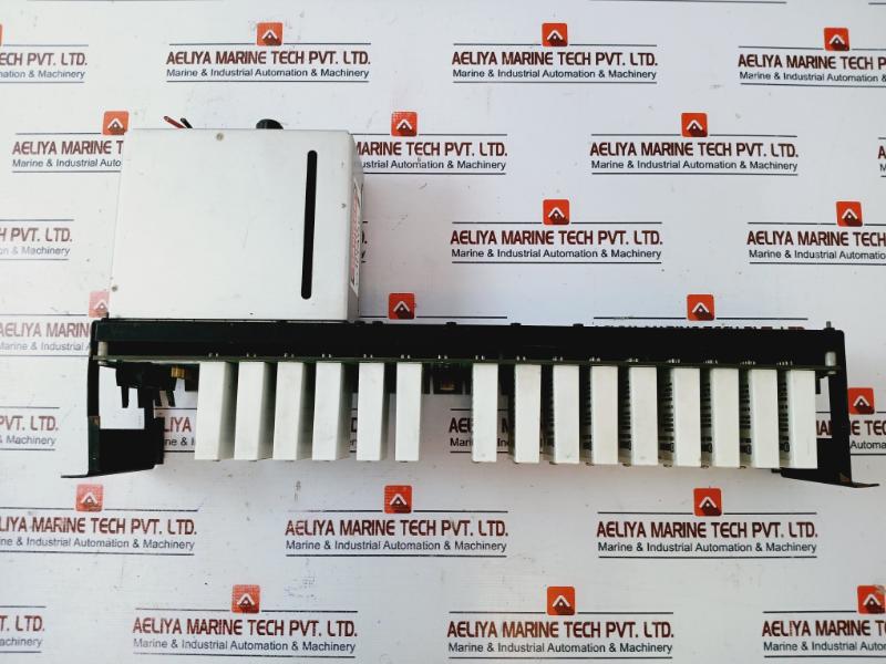 Dataforth Scmpb01 16 Channel Analog I/o Backpanel W/ 15 I/o Plcs + Power Supply