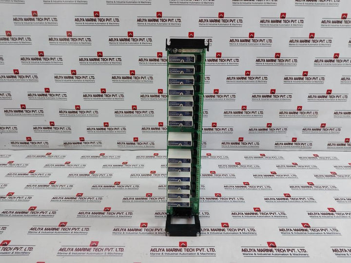 Dataforth Scmpb01 16 Channel Backpanel Module Scm5B41-02D/ Scm5B31/ Scm5B47