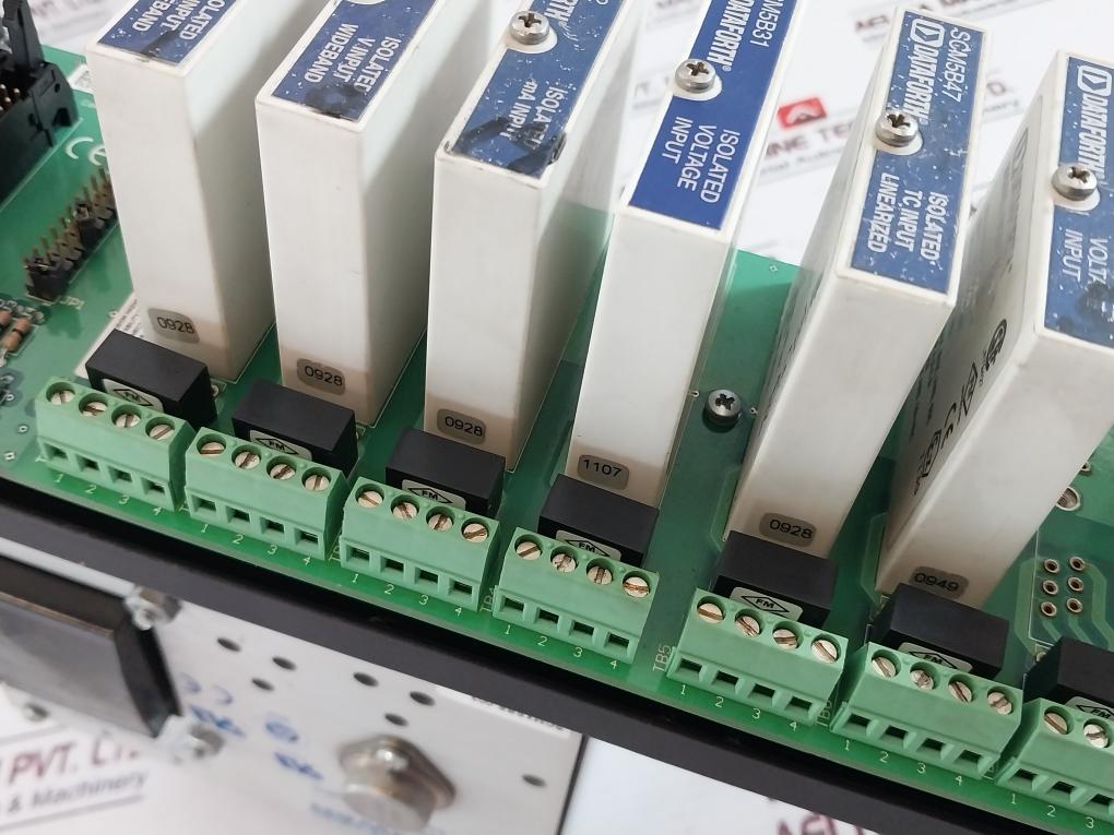Dataforth Scmpb01 16 Channel Backpanel Module Scm5B41-02D/ Scm5B31/ Scm5B47