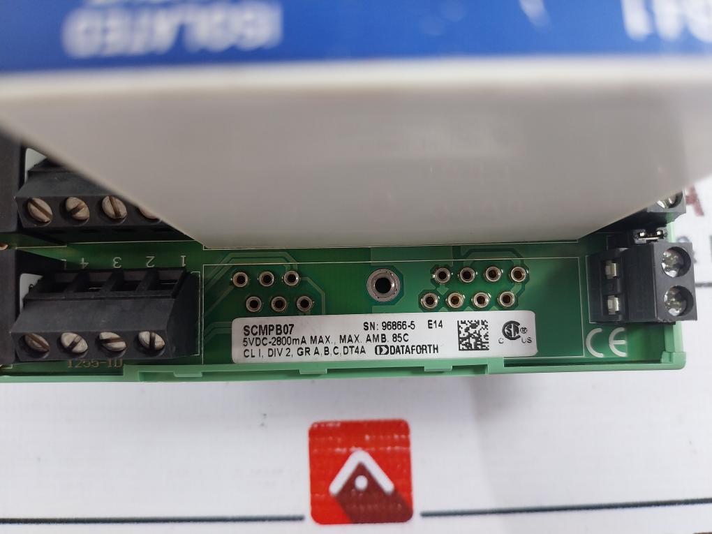 Dataforth Scmpb07 8-channel Back Panel With Modules Scm5B41, Scm5B48