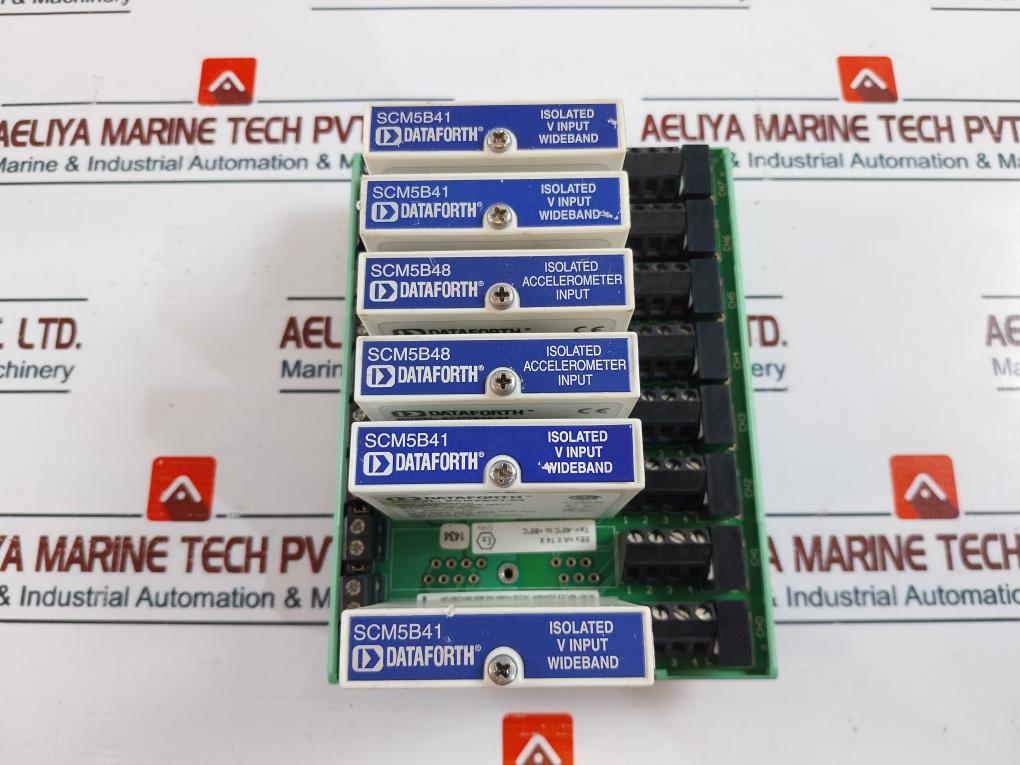 Dataforth Scmpb07 Um Analog Voltage Input Module With Back Panel