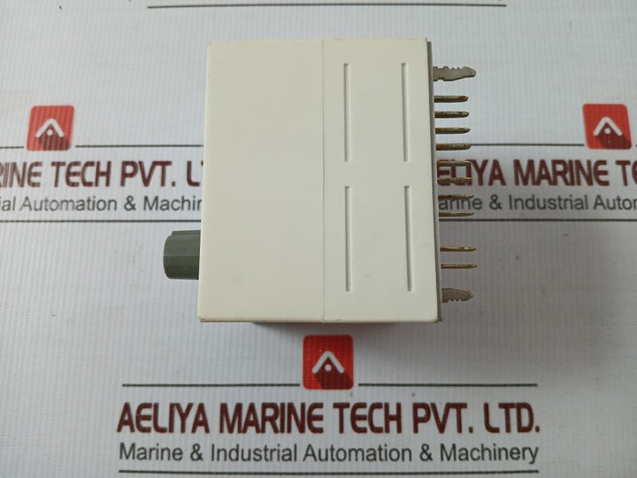 Day Timer 220V 50/60Hz Ip 40 Eaw 6Tz70