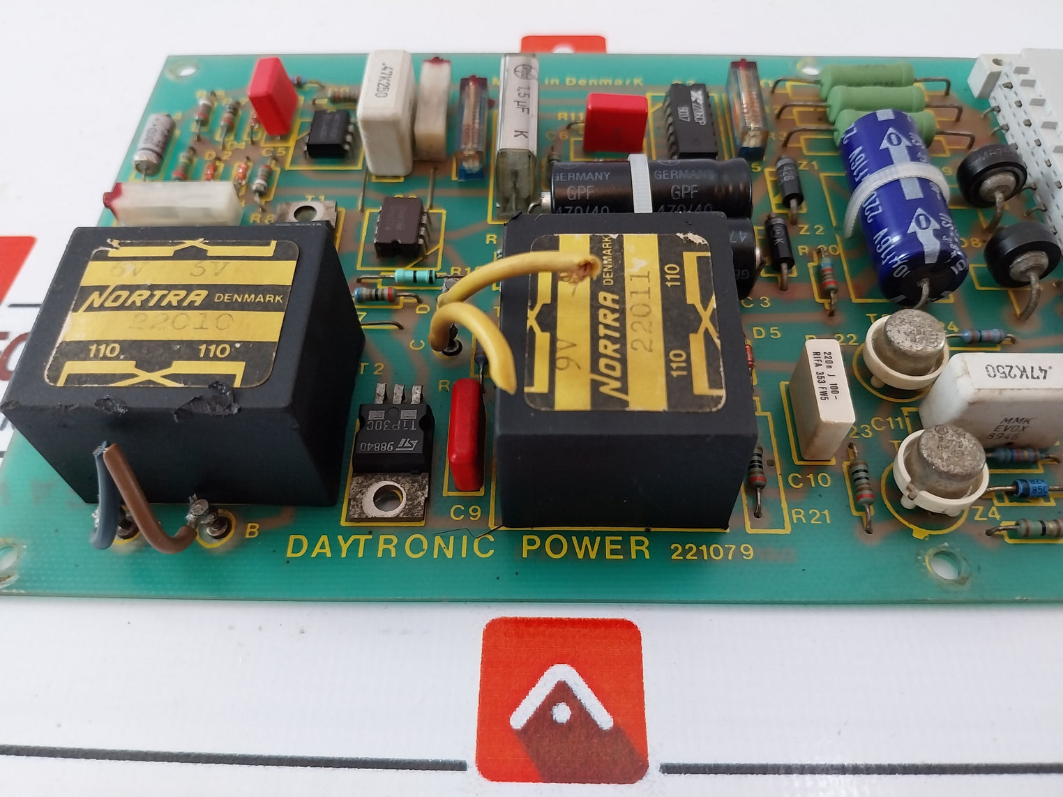 Daytronic 221079 Printed Circuit Board