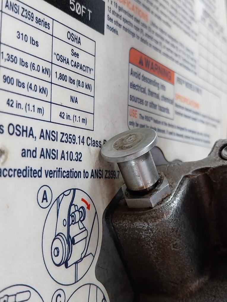 Dbi-sala 3M 3400942 Self Retracting Lifeline 310Lbs 15 Meter 50Ft 9510277 Rev.A