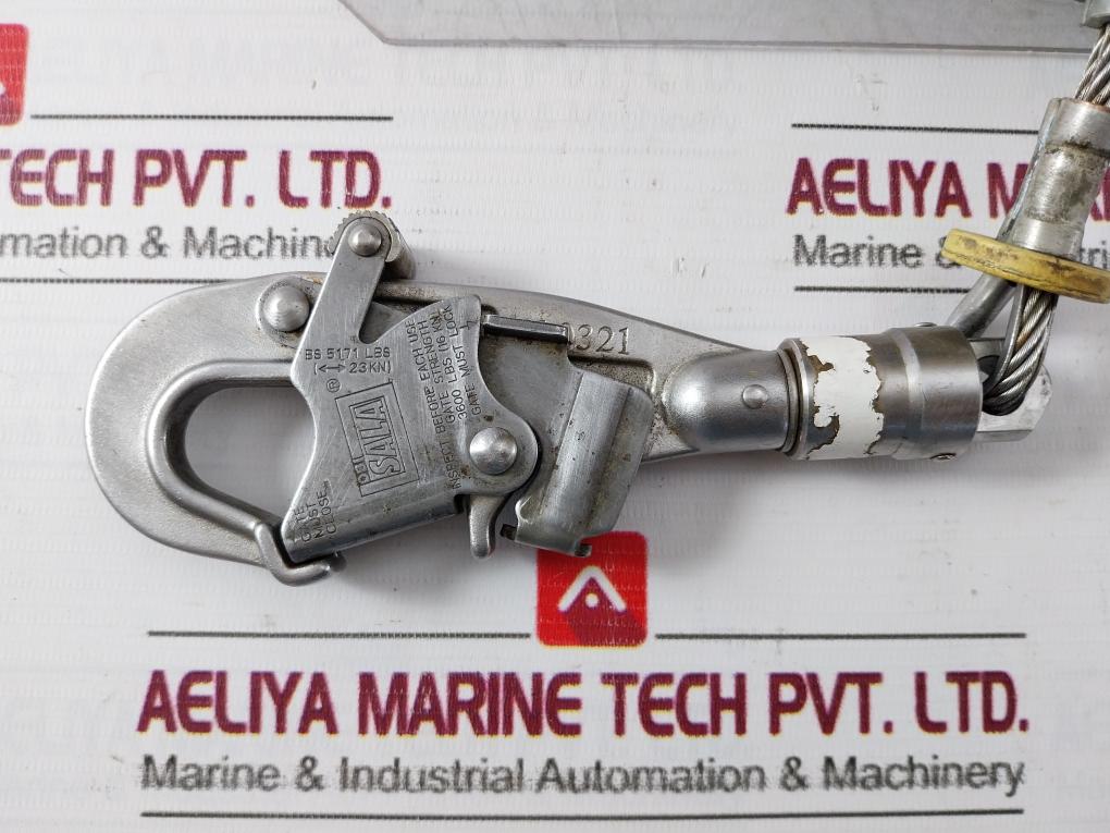 Dbi-sala 3M 3400942 Self Retracting Lifeline 310Lbs 15 Meter 50Ft 9510277 Rev.A