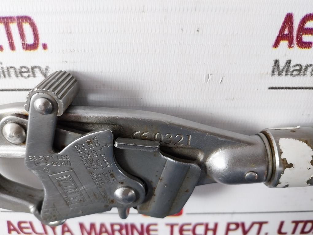 Dbi-sala 3M 3400942 Self Retracting Lifeline 310Lbs 15 Meter 50Ft 9510277 Rev.A