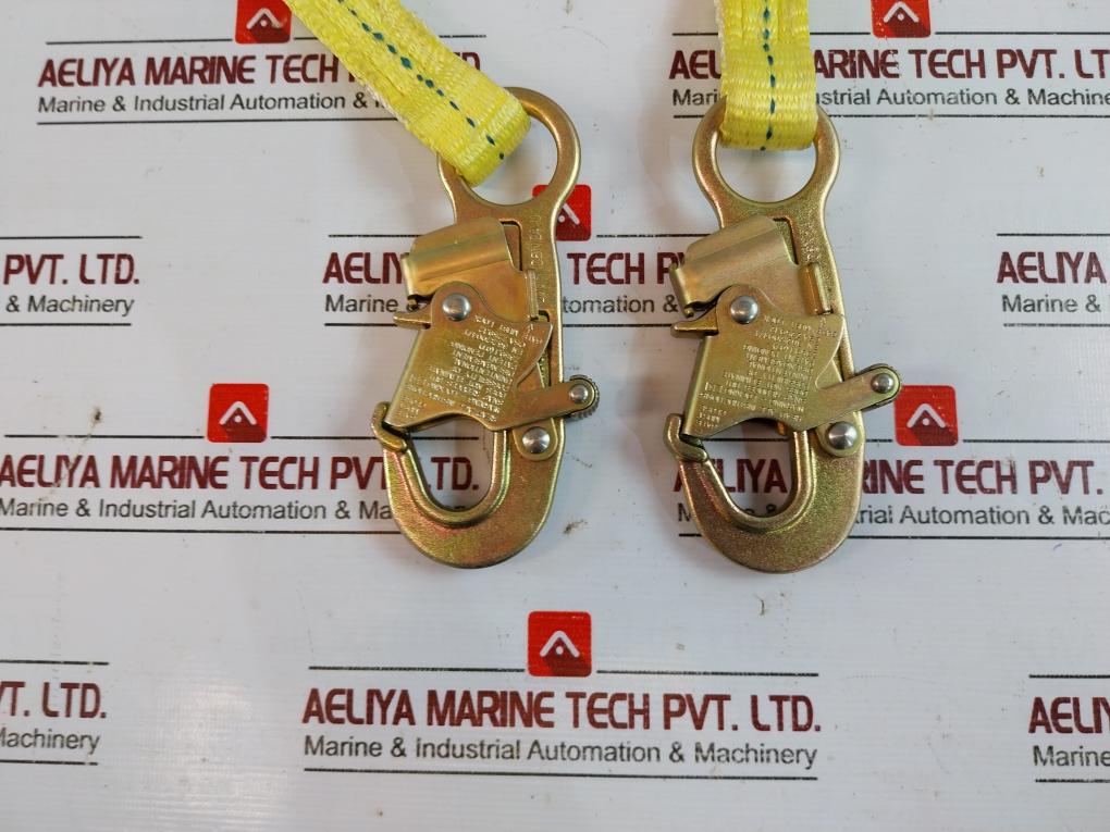 Dbi Sala 1240406 Shock Absorber Lanyard Hook Anchor Connection Capacity 310 Lbs